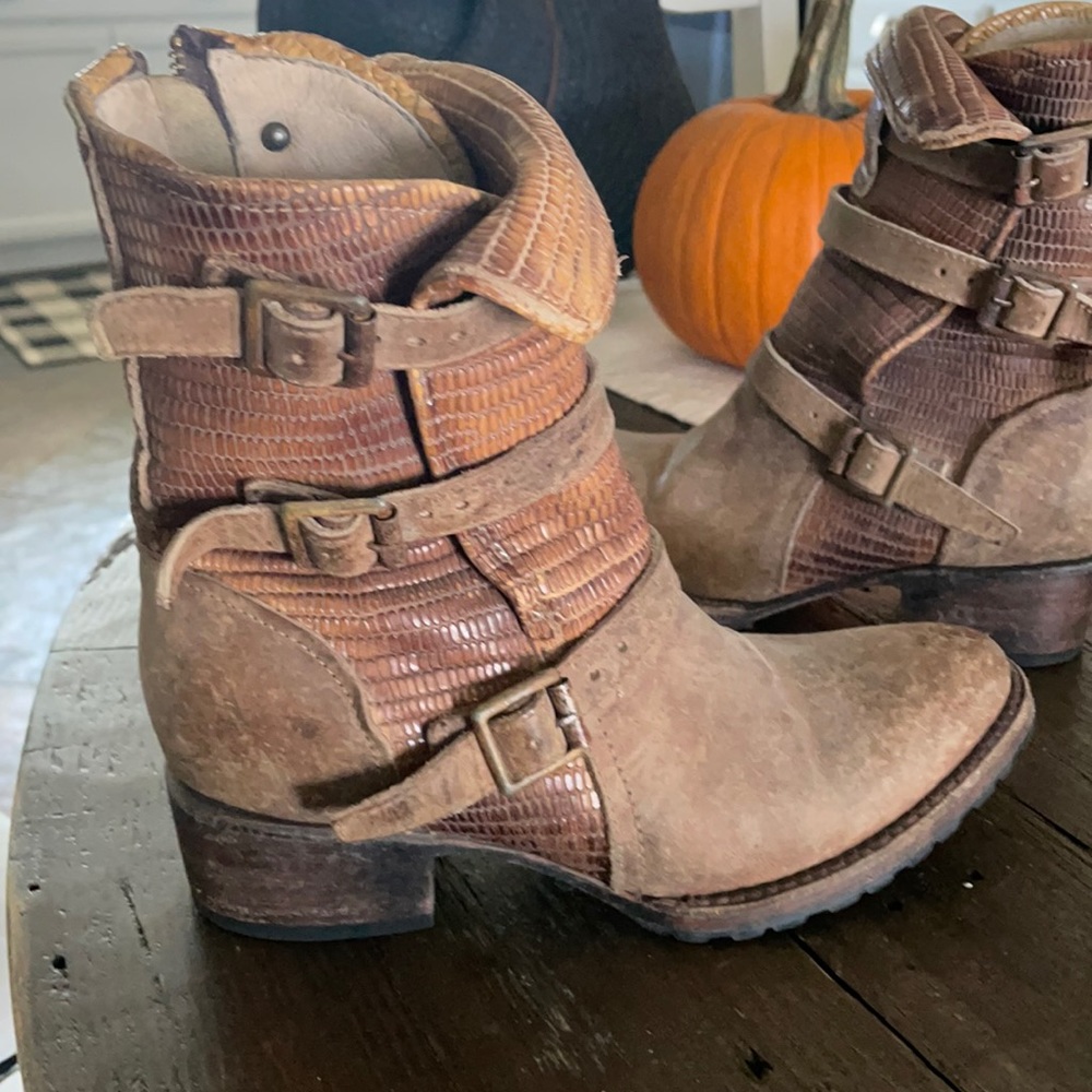 COPY - Freebird by Steven leather APEX alligator cuff boots 7
